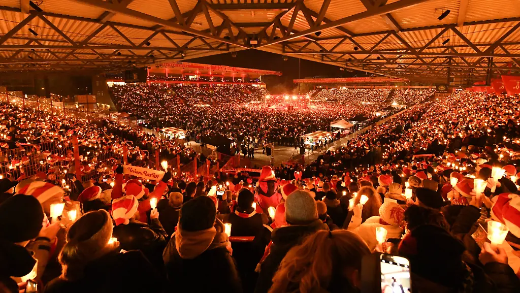 db124618817b63b5ac3427fa2e17011c