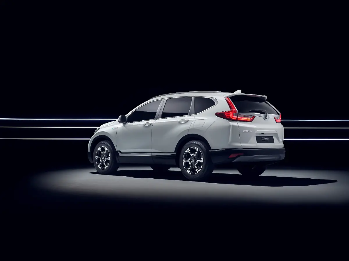 113240-Honda-to-unveil-CR-V-Hybrid-Prototype-at-Frankfurt-Motor-Show