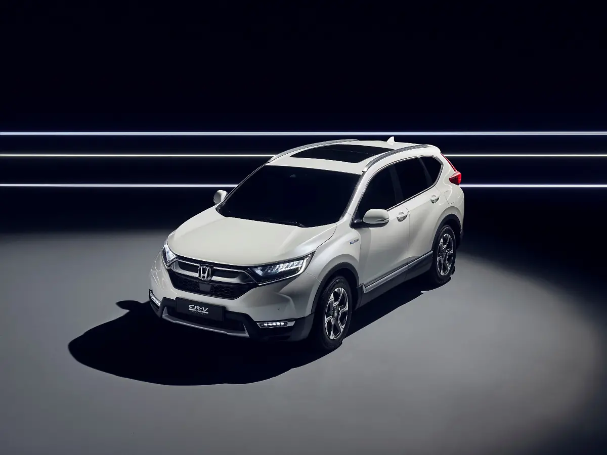 113237-Honda-to-unveil-CR-V-Hybrid-Prototype-at-Frankfurt-Motor-Show