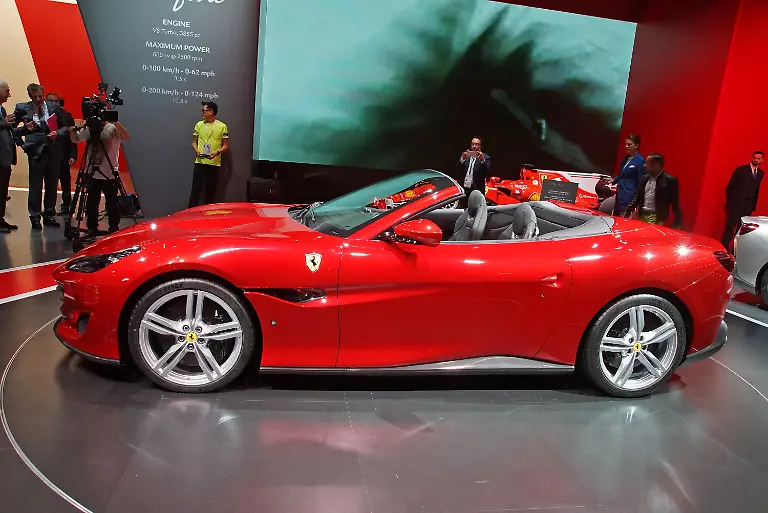 Ferrari-portofino-2