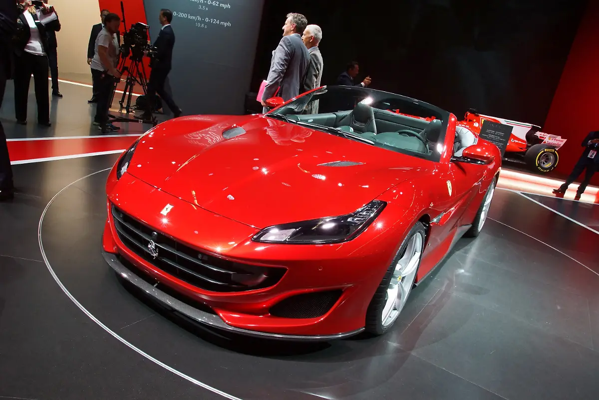 Ferrari-portofino-1