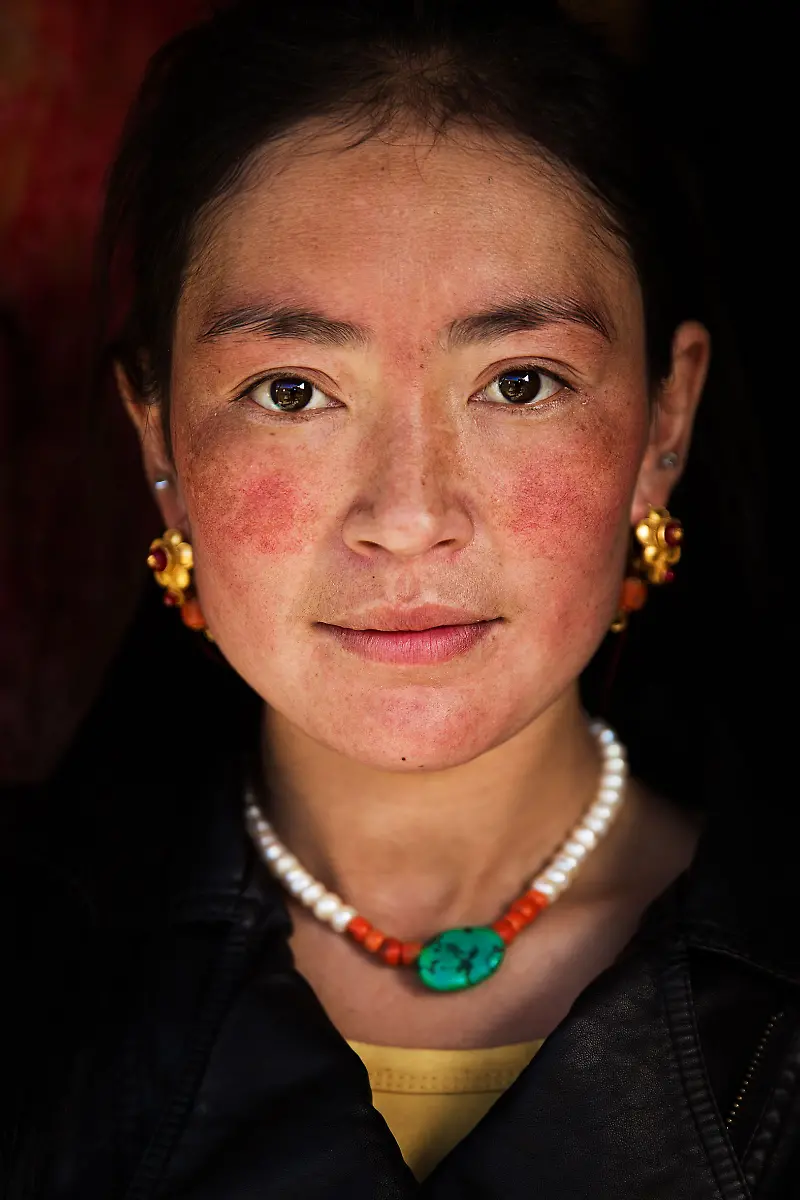 20-TibetanWoman