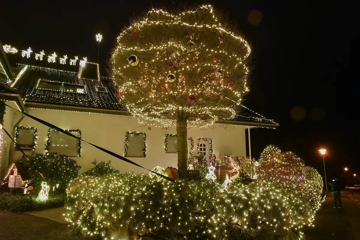 bf50c341880b1c8cf9992fc8cdd5dbf9