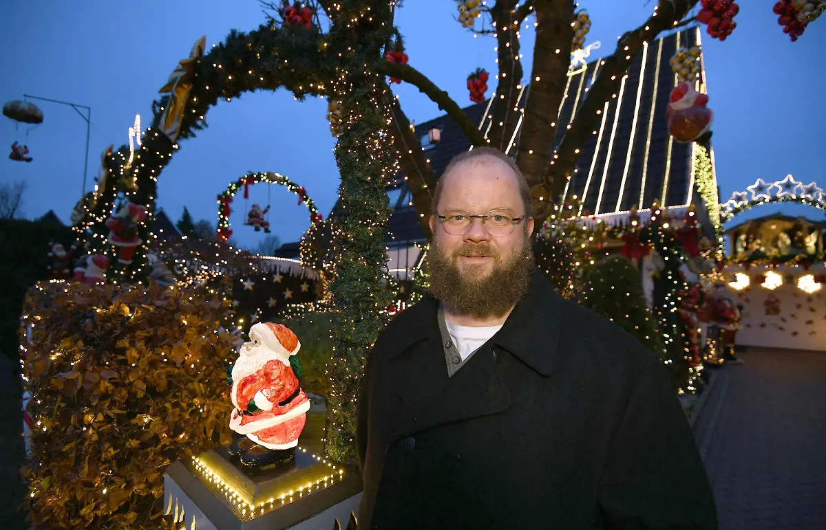 33b8c7b1f72cff94ba6eb6bb46323cc4