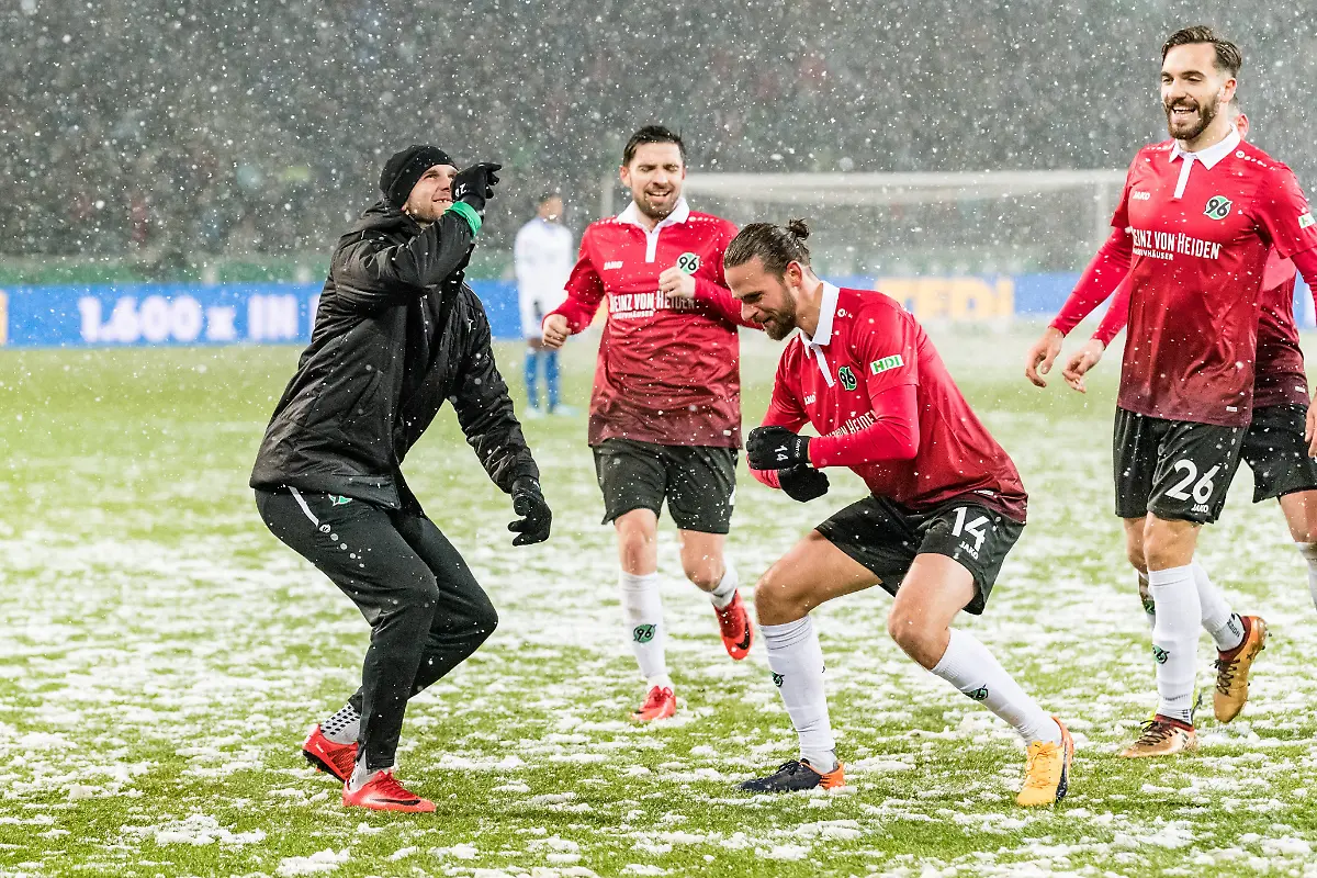 9317240e253080834b21b7d141f3a7cc