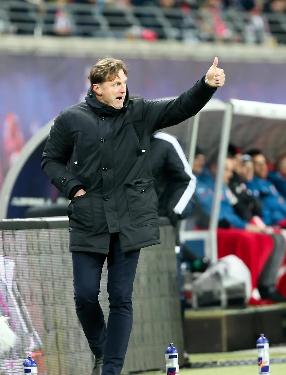 92927e6ff098cf99c75a942dfc636bd7