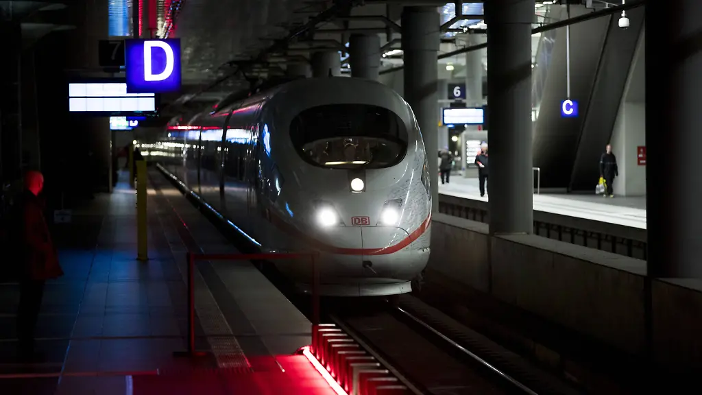 eb88d45c2ec4cb4fe52607aa04e0d462