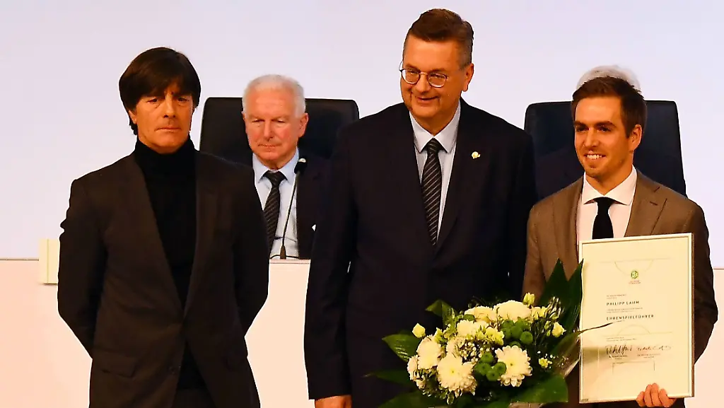 7c426d826d5397f7e2d09583f55ac1ba