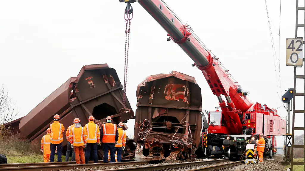 1c4e242c5a1e435ad78e5820fd18c78a