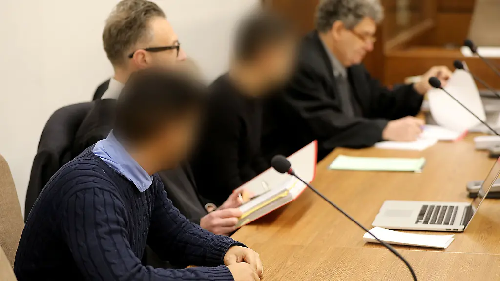 10ae5ce7d833750195eb29c24d98d921