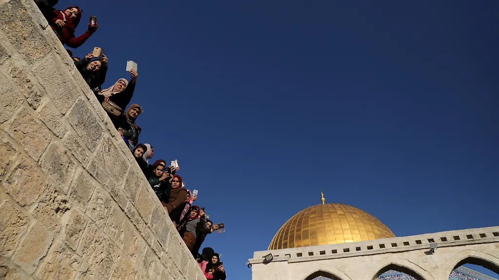 e8207a20ac13a57ba76e24292fad7b23