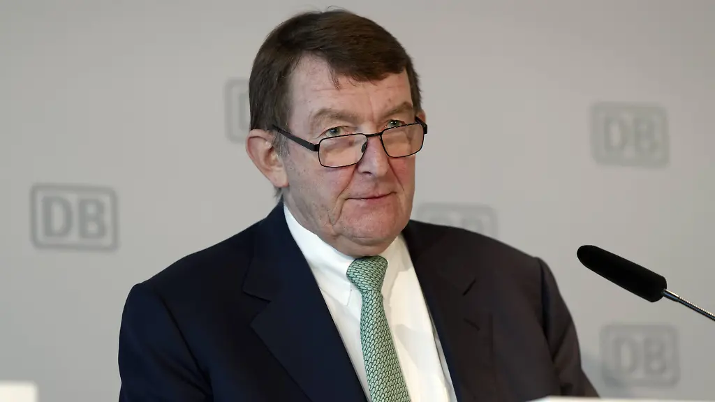 f38699ddf293e82b0015346f4bed5f46