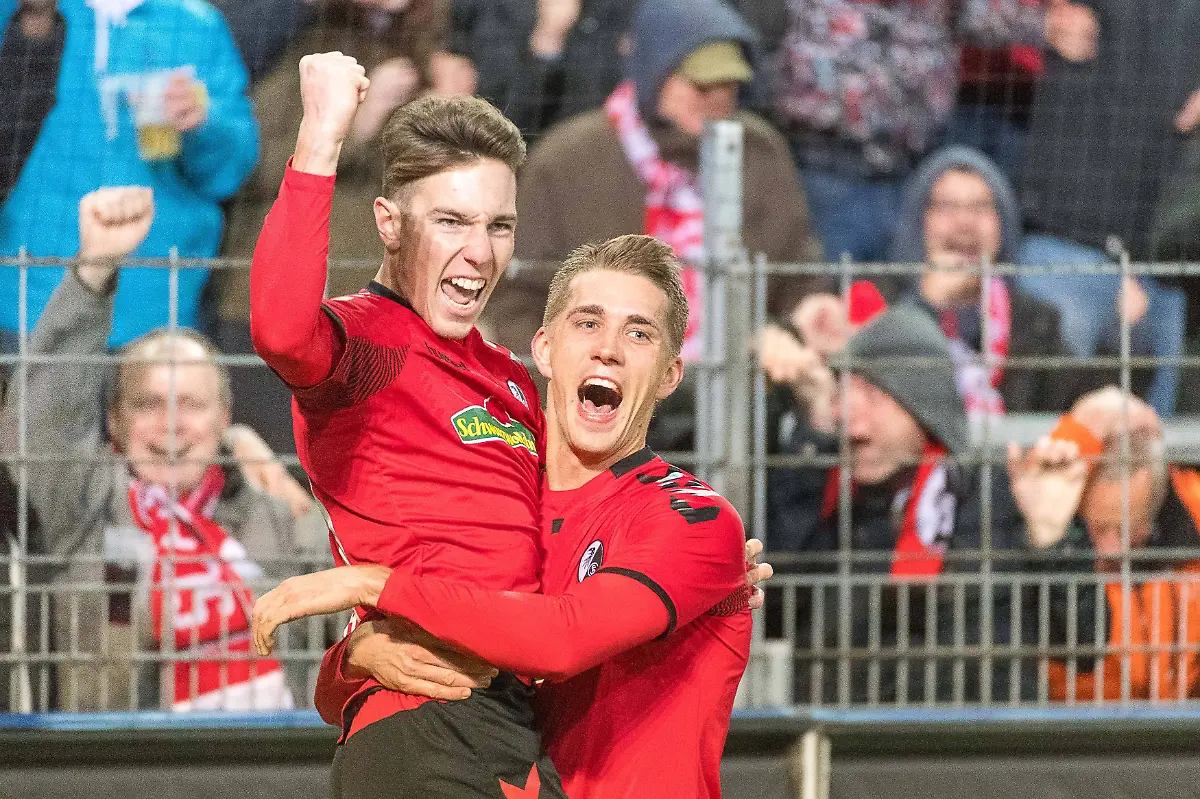 e1d178e4587f7c8bcab176033f54b052