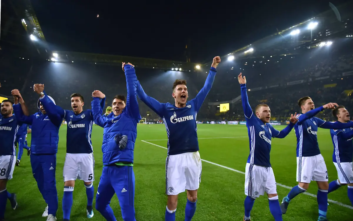 f0f9d80679957c6f8585a737cb39ad71