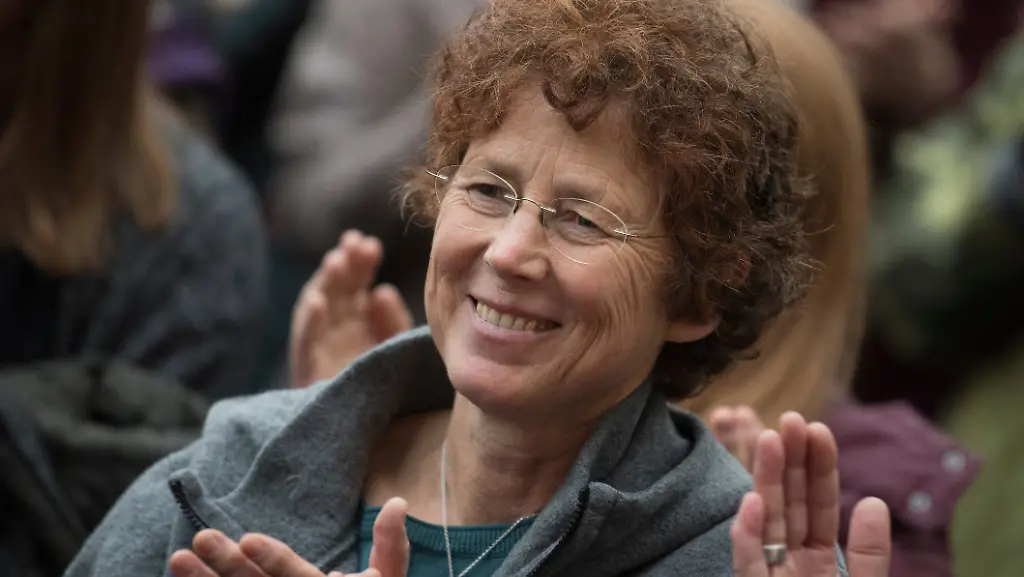 67f404b275688d5a790ffc9fbc7d5d71