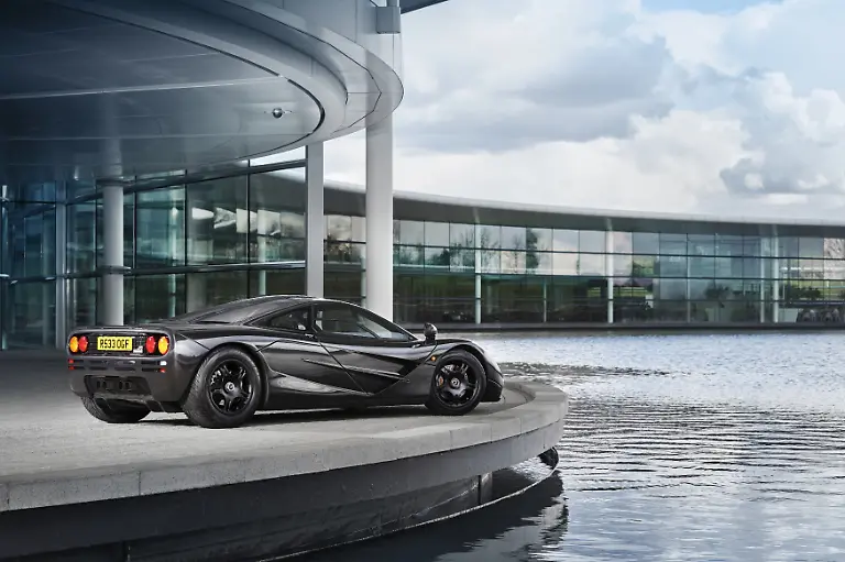 6534-160426-McLaren-F1-MTC-04