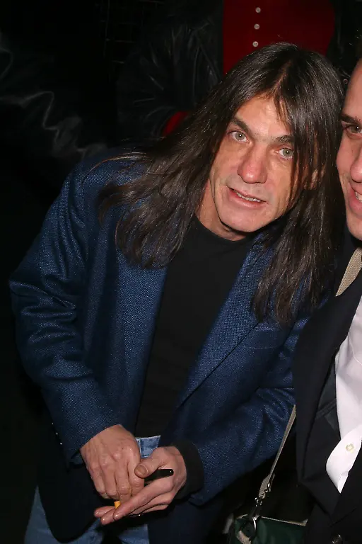 e711b2c4030f141232be9378123643a8