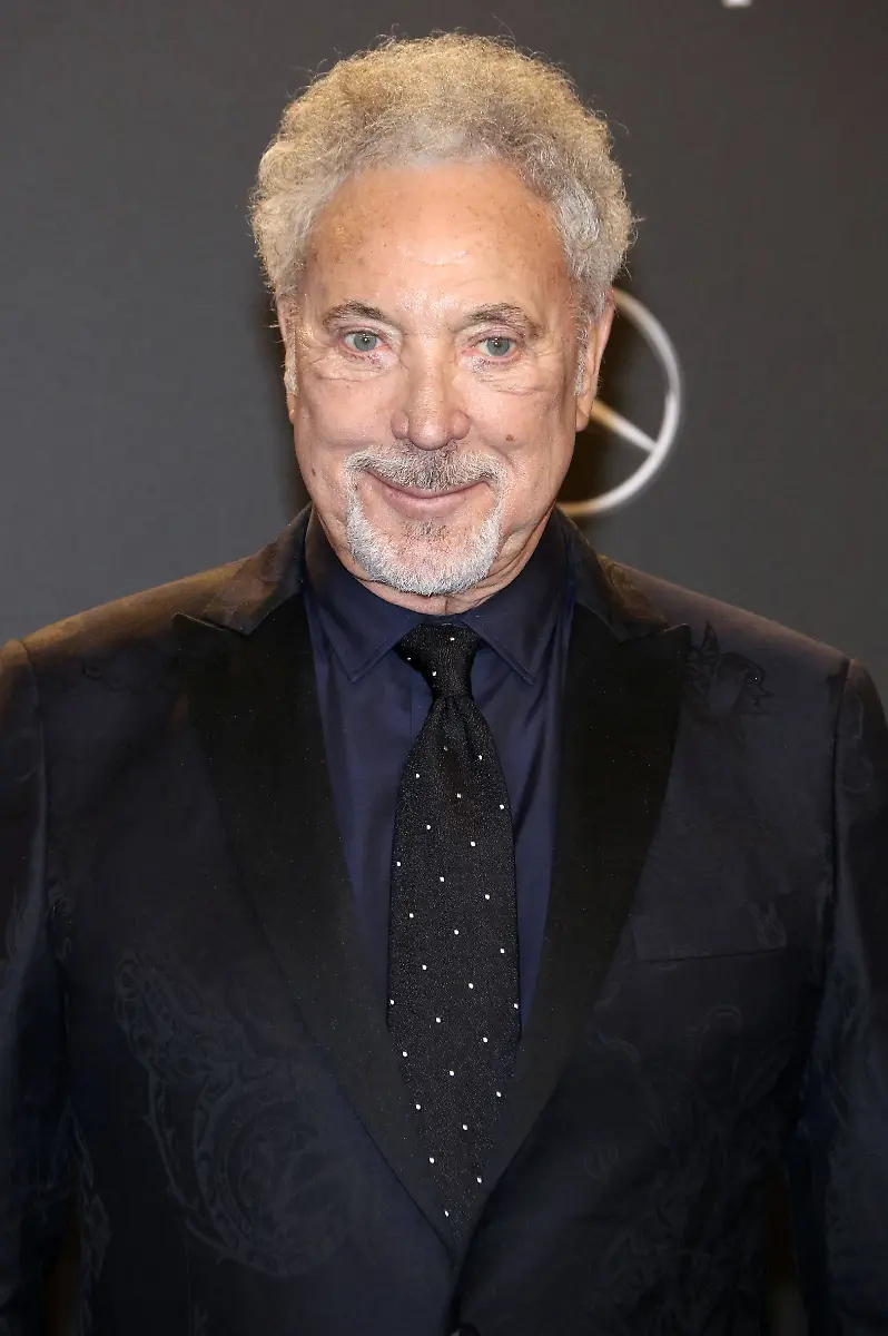 290a598a8cf946cd978788f7a1f855ab