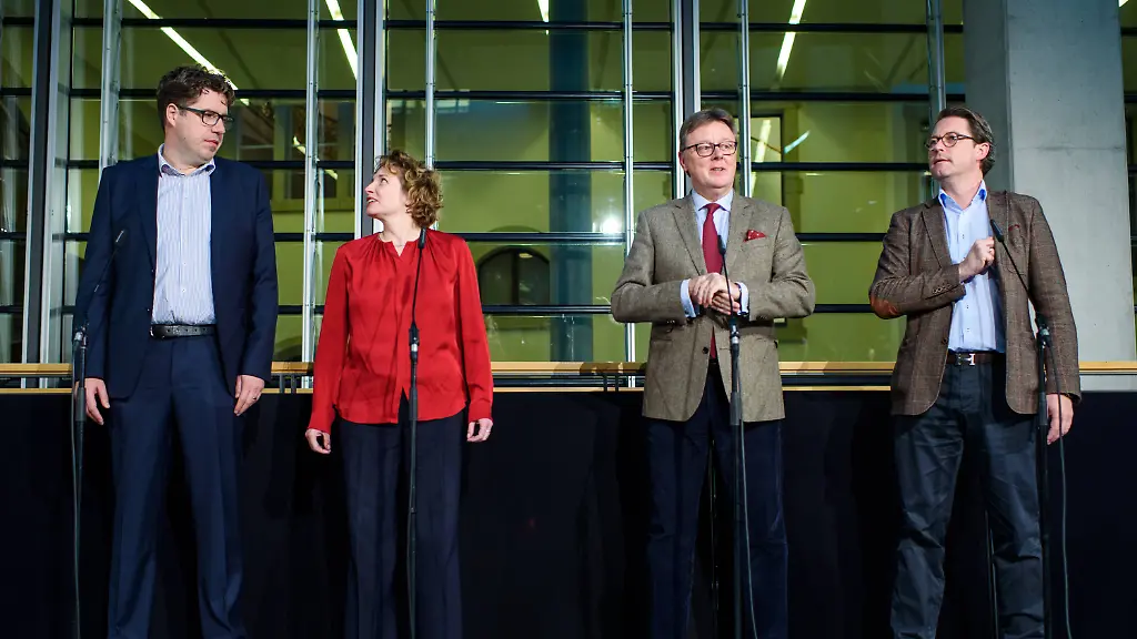 8837a30c9edf1079065f96ee20b8ff82