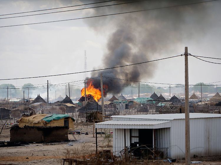 Soldaten aus dem Norden und dem Süden Sudans kämpfen um die Stadt Abyei.