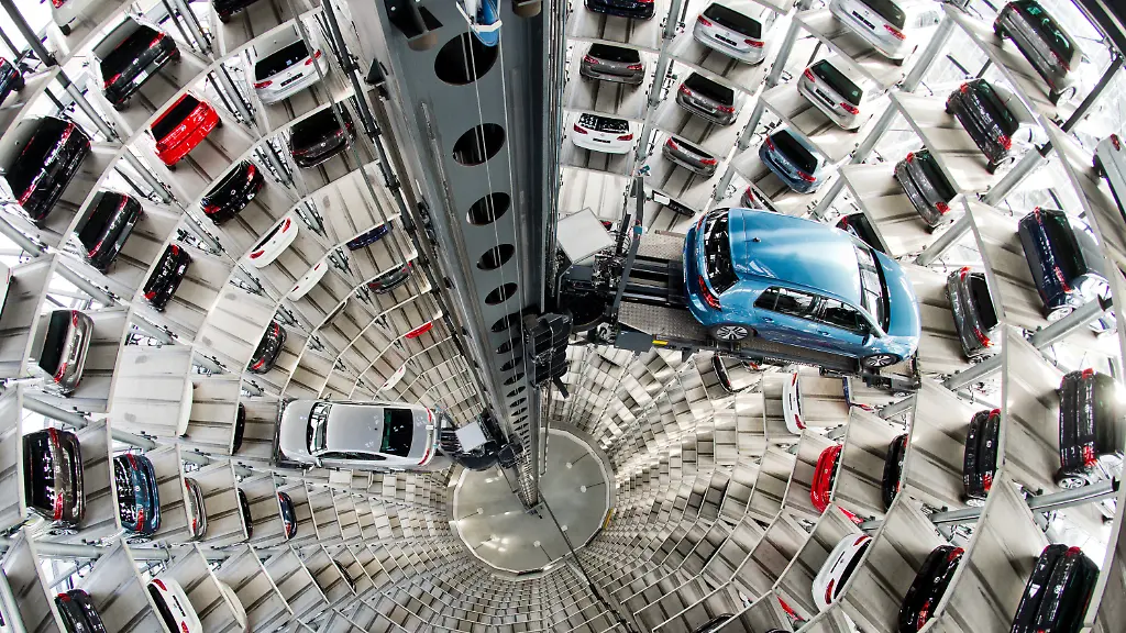 06b26933130aad74f94b984529708917