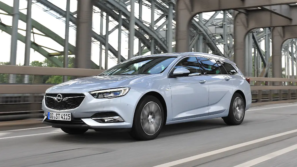 Opel-Insignia-Sports-Tourer-307418