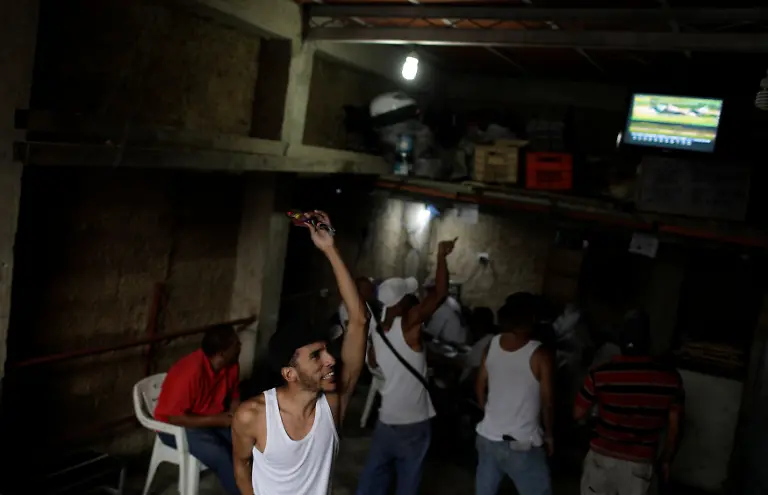 a3c74c0b8de1141feecc3c72433e505d