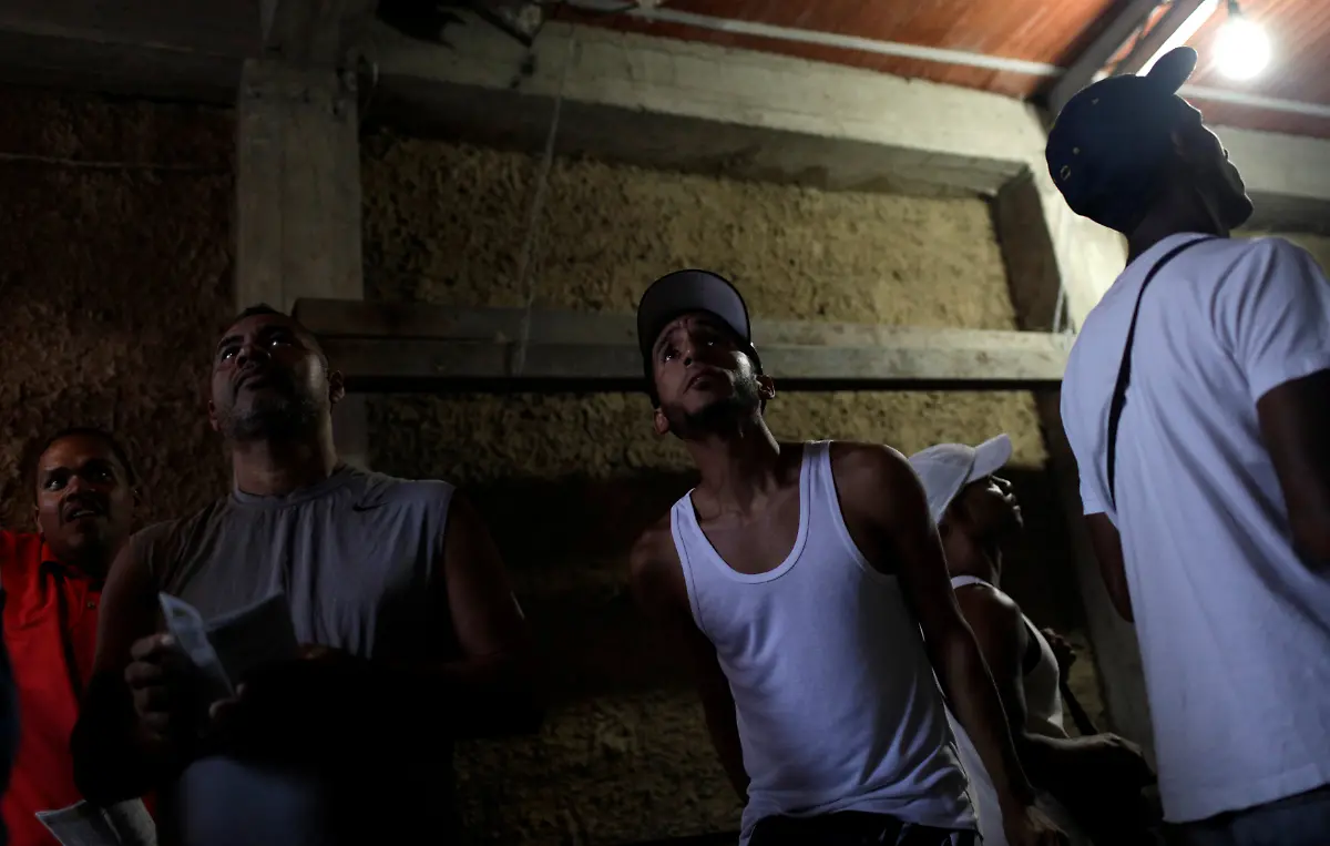 e48785e1f14c98cef931532acb666e68