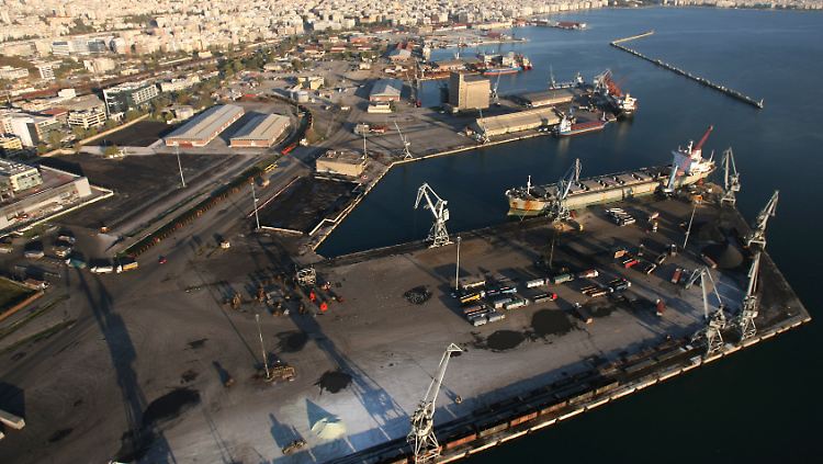 Mehrheitlich in Staatshand und auch auf der Verkaufsliste: Der Hafen von Thessaloniki.