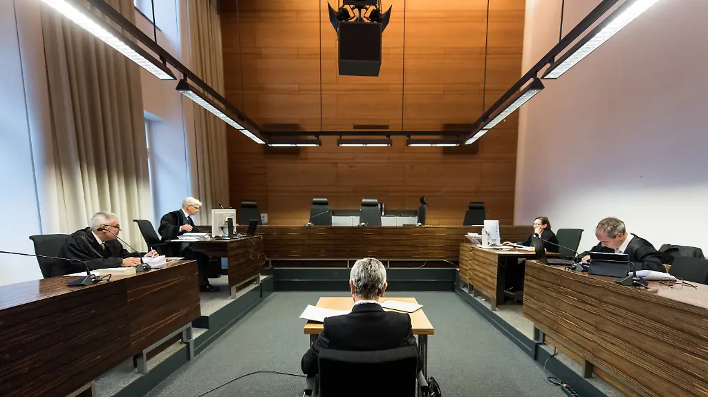 3d7111fd6ebda626d445af58f5df7abb