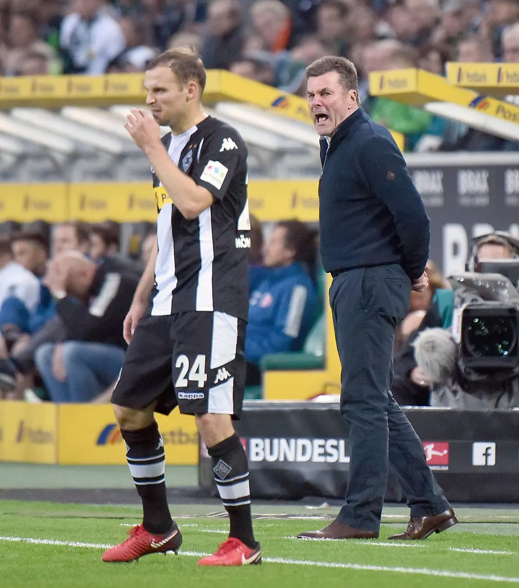 6697ee9eef03a11ad28602d75c327882