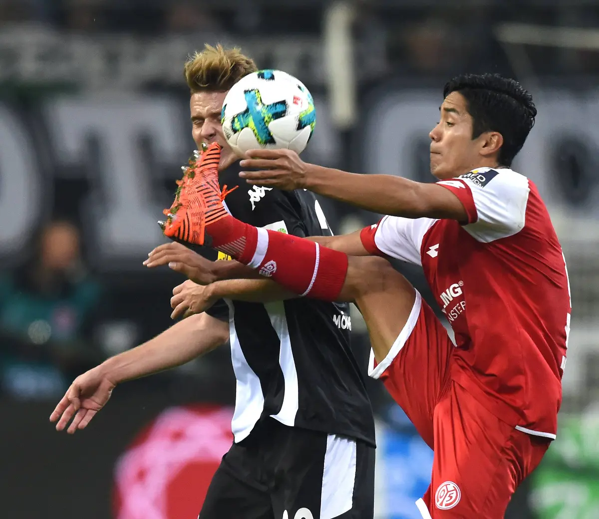 e48cd3520cd10c04b3dbee6cdac3ae30