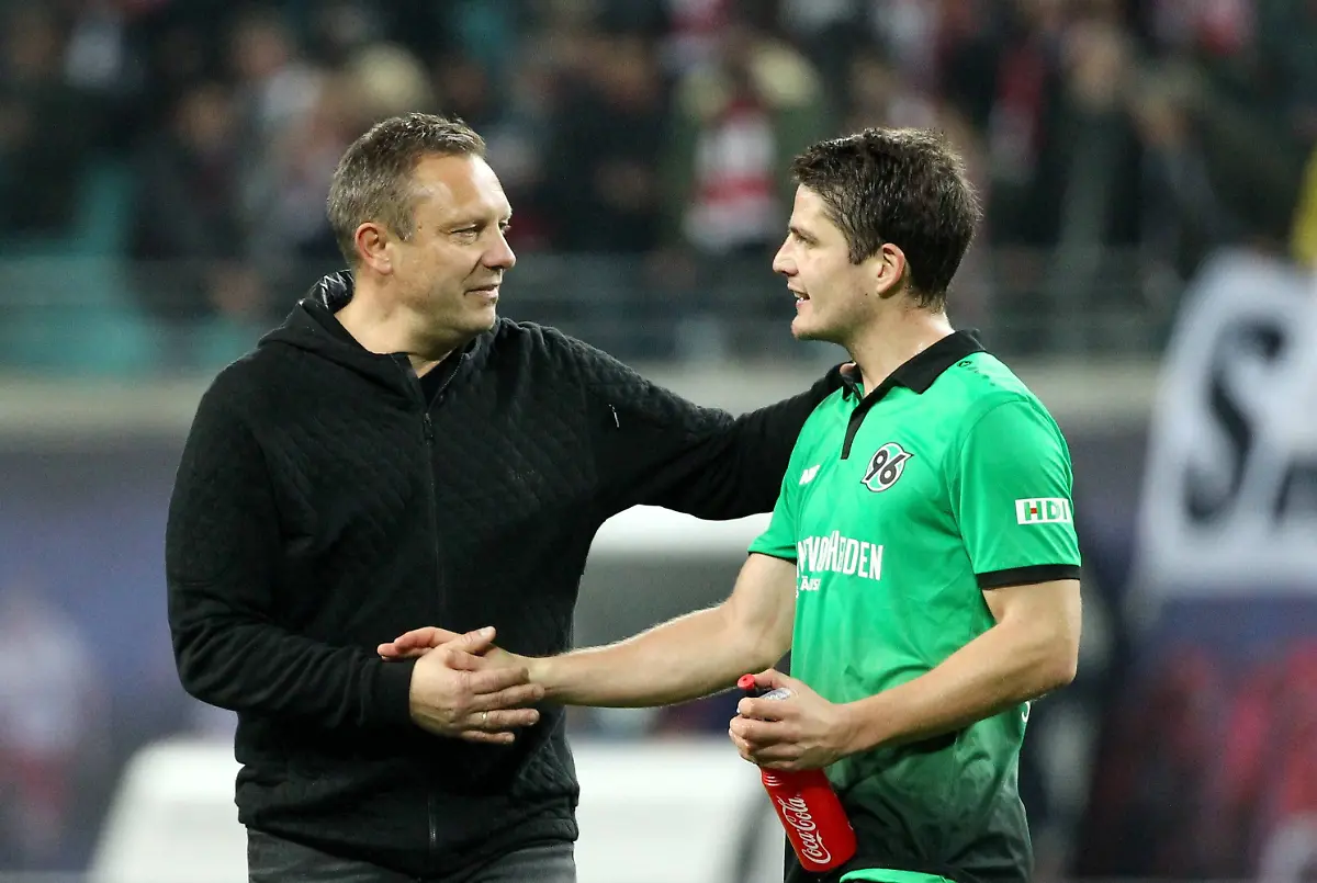 7a16cecf2abf051275da19635d9a6752