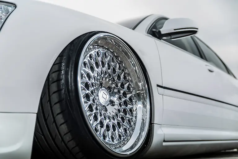 42A2342a8-1497480312