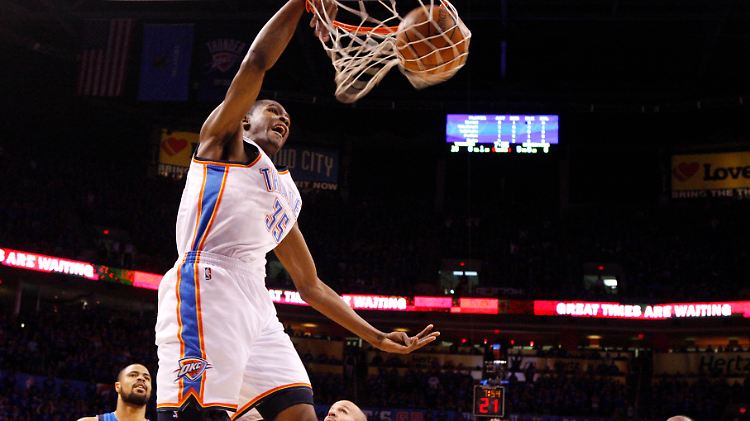 In den vergangenen beiden NBA-Spielzeiten erzielte keiner mehr Punkte als Kevin Durant von den Oklahoma City Thunder.