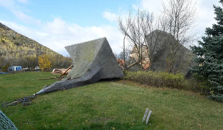 d90c9c8b6959957f48d8f9d3fbf82783