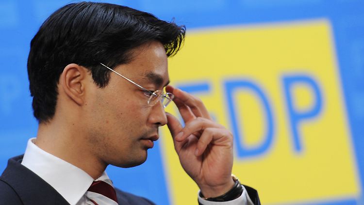 Ein bisschen Aufwind: FDP-Chef Rösler wird die Zahlen gerne zur Kenntnis nehmen.