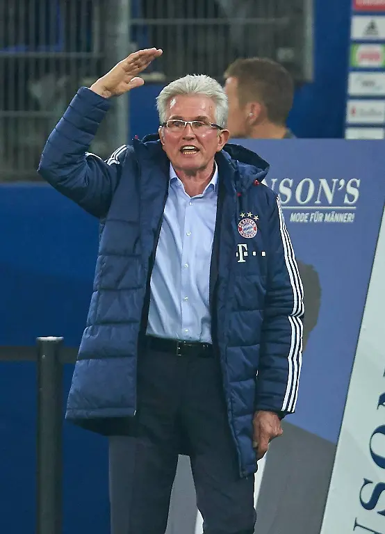 b77b30eecaf2400a8291126643d4692b