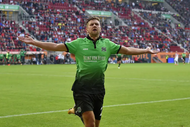 ee5eb942e42d7cd304071b1ab7d1bb7e