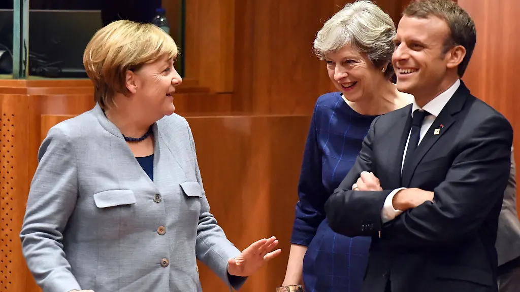 18ff1b8599672e6d7676570ad4b6e34b