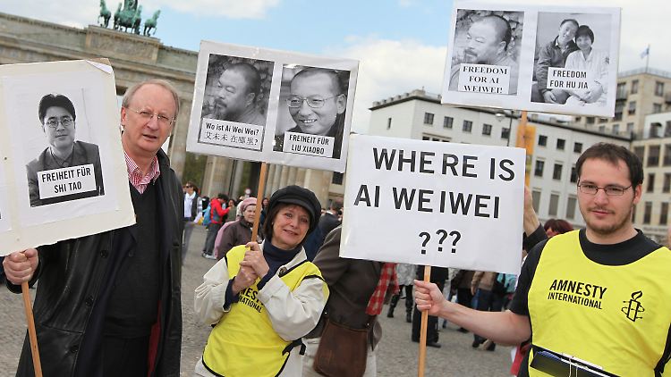 Protest von Amnesty International gegen die Inhaftierung von Ai Weiwei.