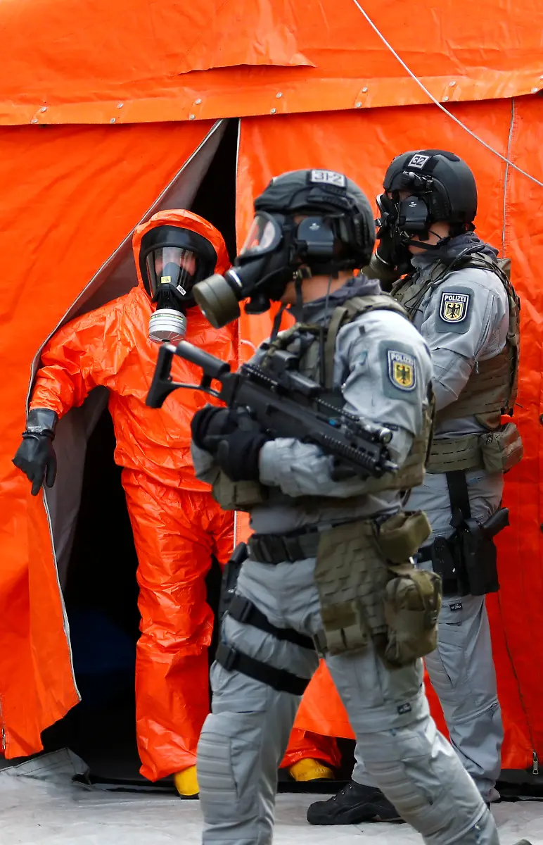 ad18b7e2e7ec38cafb81c64a681737ff