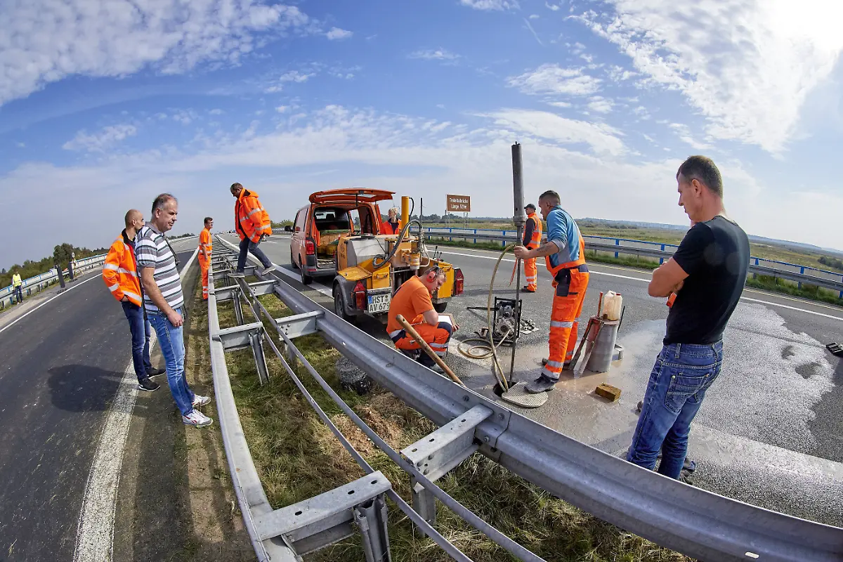 2001660ef4308979f3af1836df98a22d