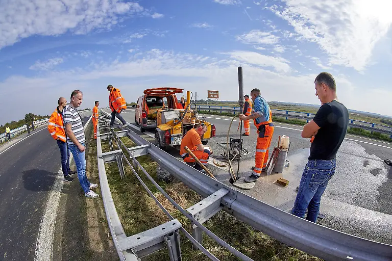 2001660ef4308979f3af1836df98a22d