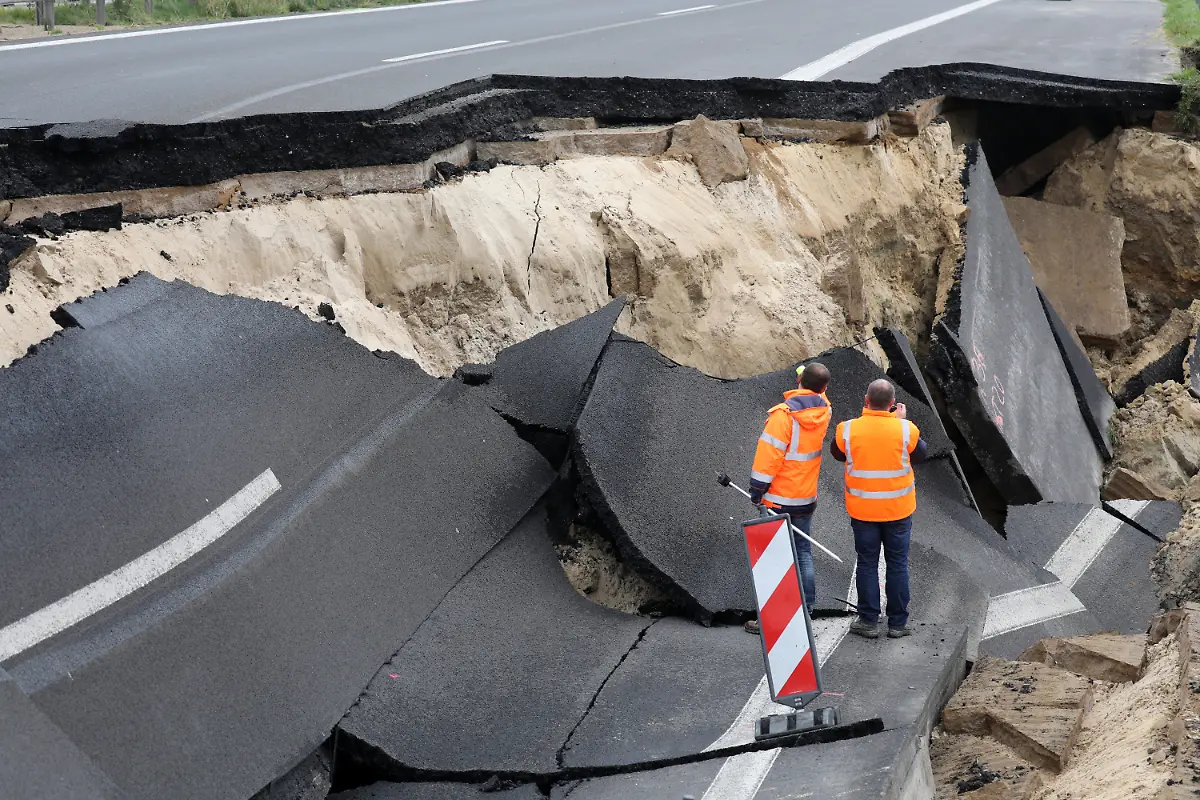 96aaef1c49ed91508bb224dc95047d10