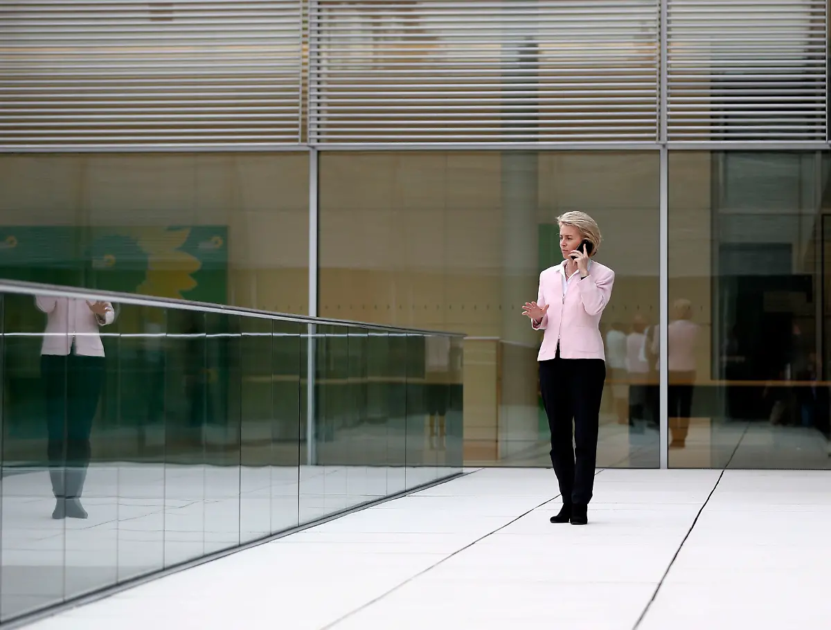 30ad1b126c67307573f76c8025fd2cd1