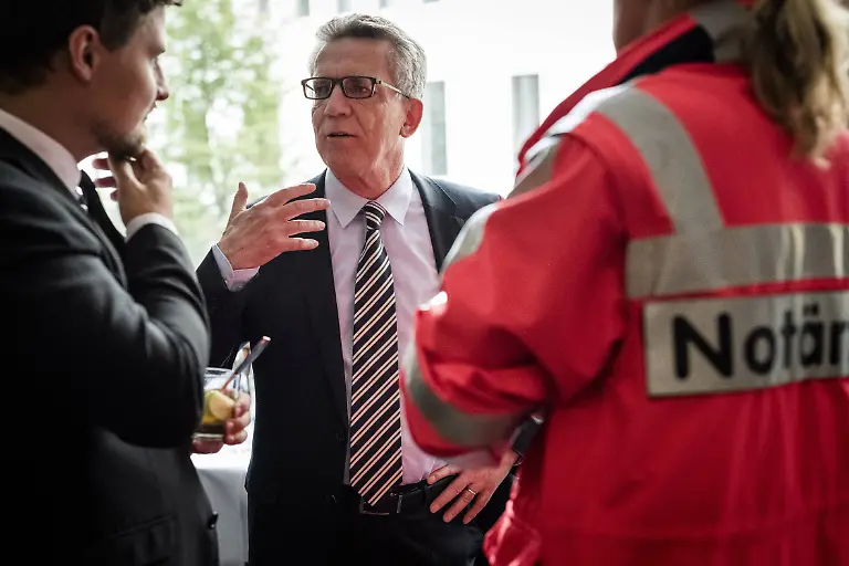 6e25f7bcbdd26f0a10637bddb2199326