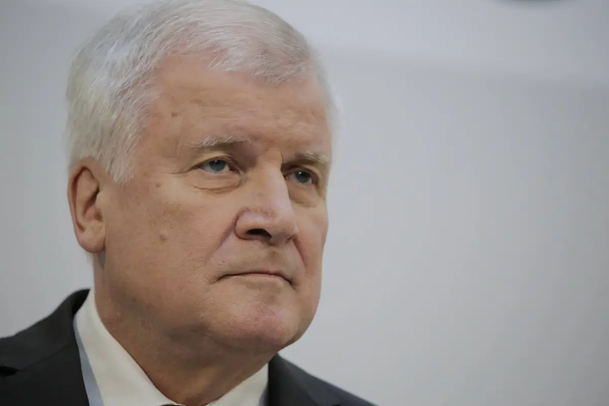 e6ac8ba1ec8f4d952fc95126f56785e4