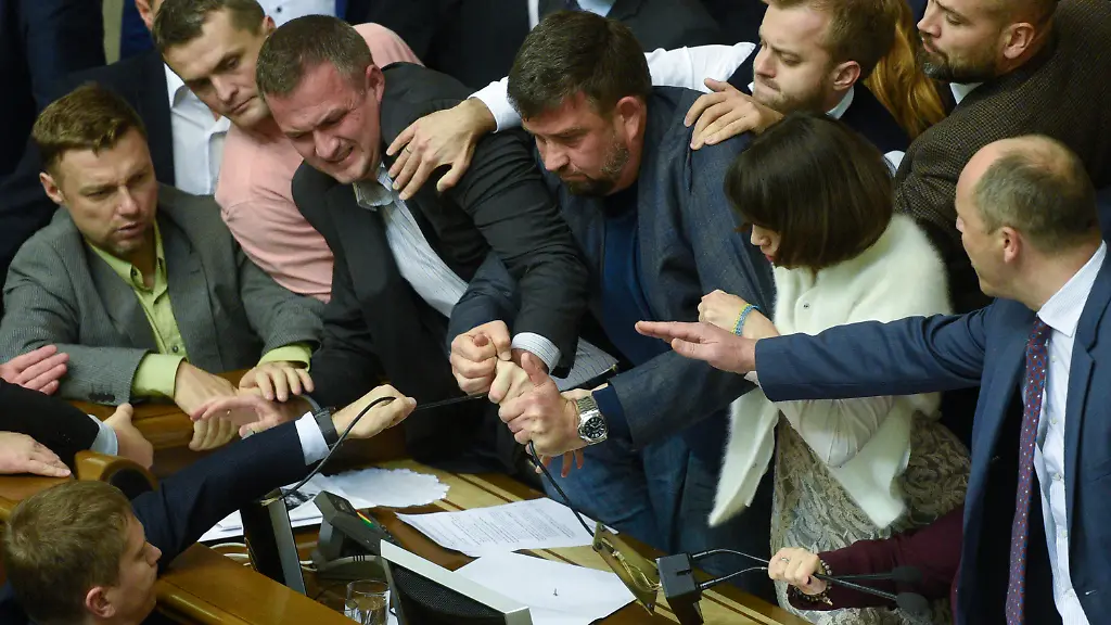 19fb3826920a19f654636211f80f7360