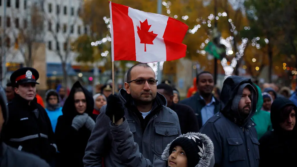 c6c4daa4fd6551111515cb4b848e7126